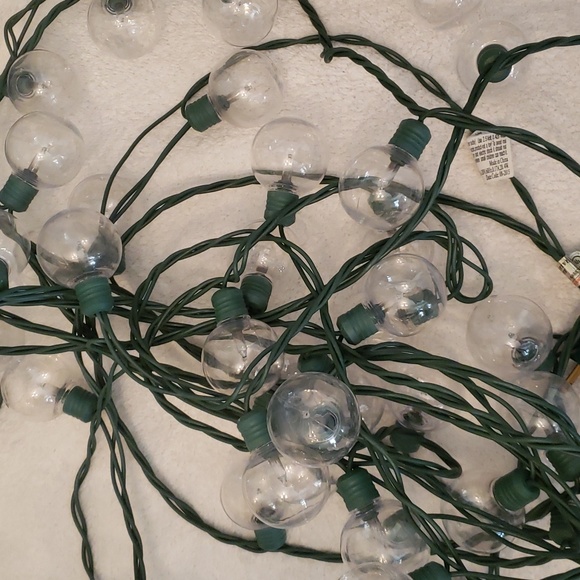 Globe string lights - preloved (not working - would need to fix/repair) - Picture 1 of 2
